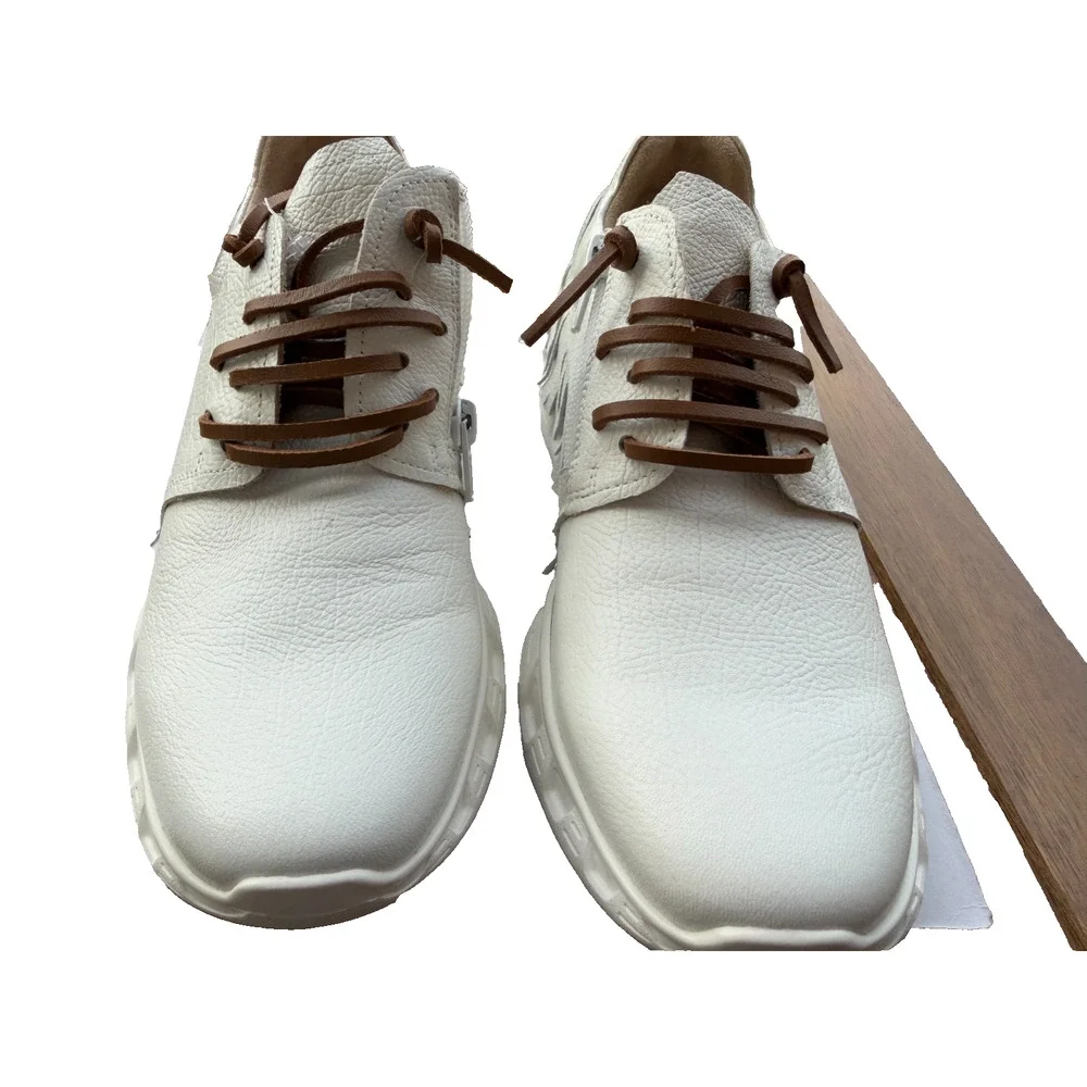 Vaneli brown Lace Up Fringe Sneakers white Comfy sporty Boho Western Sz-7 .5